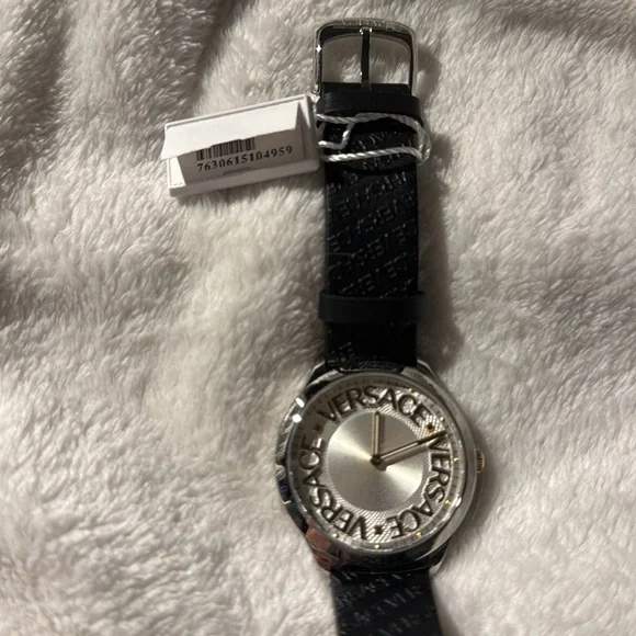 Versace Watch - Picture 3 of 3